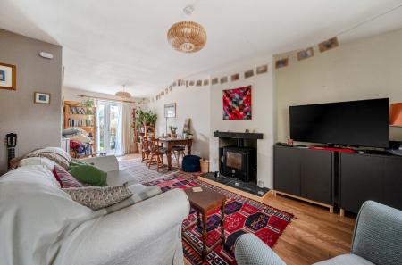 1411012-8-698a51c...