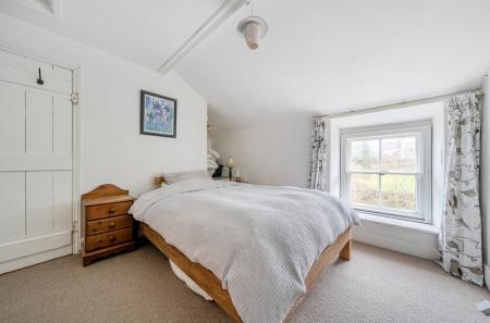 1404248-18-697258...