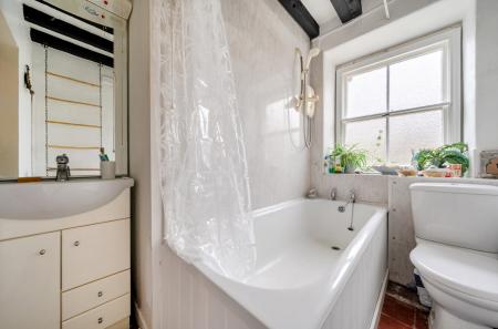 1404248-13-697258...