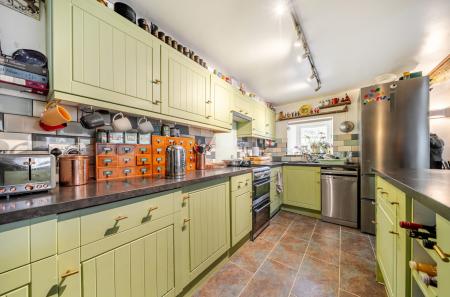 1405438-17-698a51...