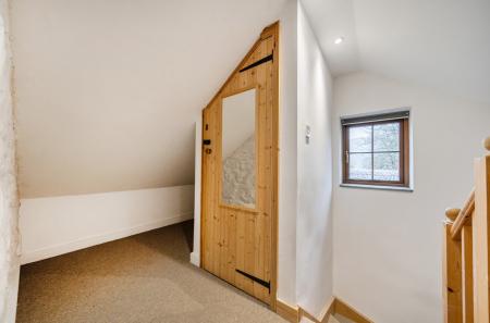 1407155-6-6985f61...