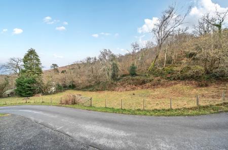 1404444-6-698a514...