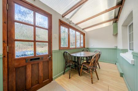 1404444-7-698a514...