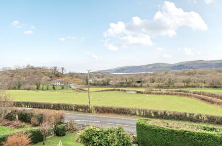 1404444-15-698a51...