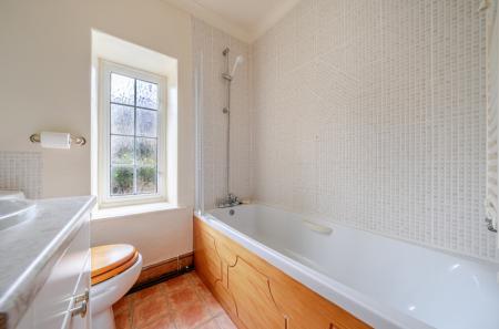 1404444-17-698a51...