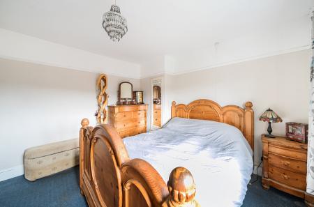 1344091-13-68b04d...