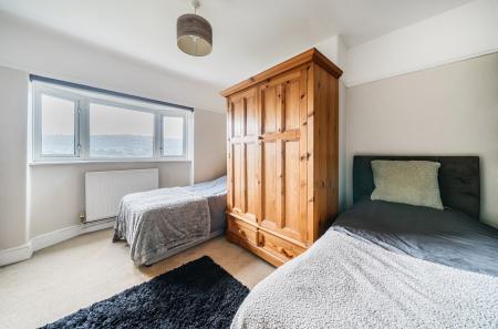 1344091-16-68b04d...