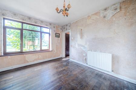 1347274-15-68b6e5...