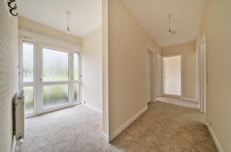 1358968-6-68dabec...