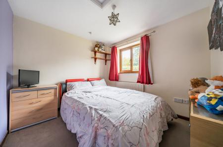 1369821-15-68efcc...