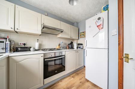 1365929-10-68efcc...