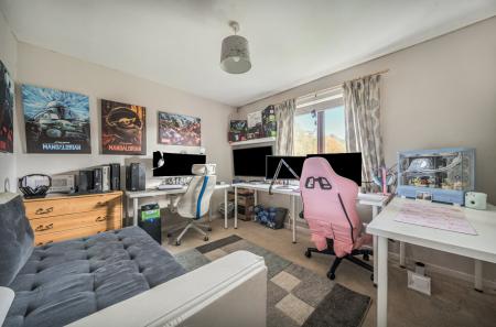 1372601-15-68fb44...