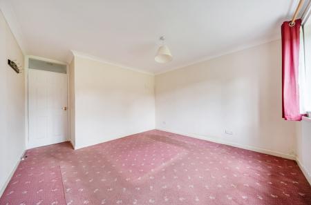 1375854-2-690de98...