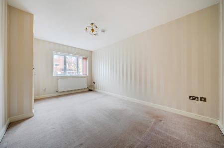 1373342-13-6901e6...