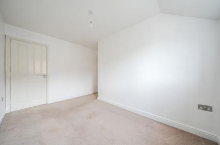 1373342-17-6901e6...