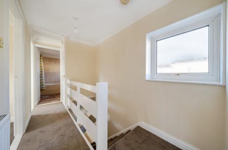 1395457-9-695d16c...