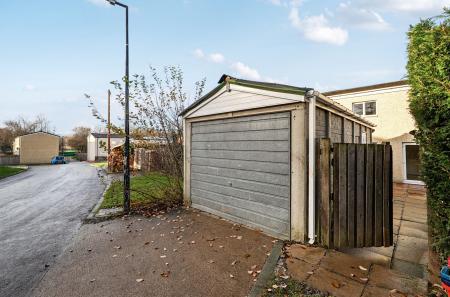 1395457-4-695d168...