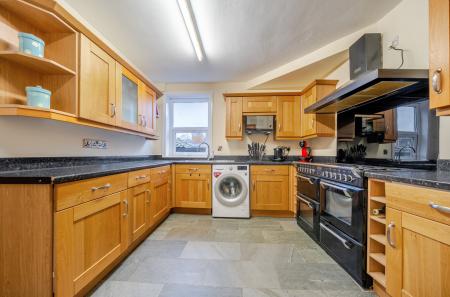 1410186-13-699605...