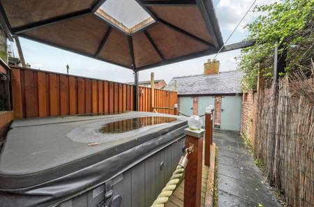 1410186-16-699606...