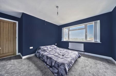 1418536-5-699c87d...