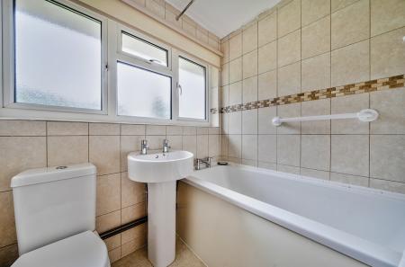 1418536-4-699c87b...