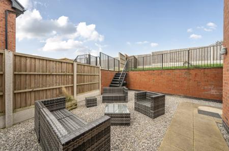 1421289-4-699f26b...