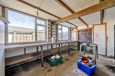 1420123-8-69a86ce...