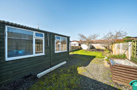 1420123-7-69a86cc...