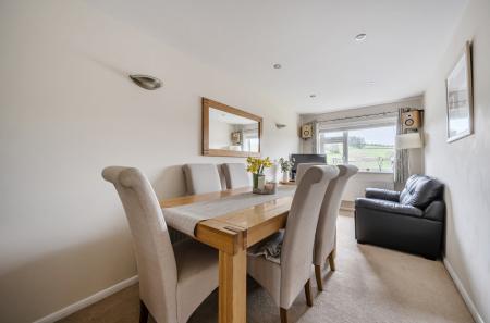 1422355-7-69aadb8...