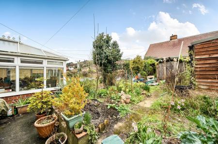 1423957-5-69aad7d...