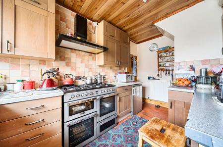 1423957-9-69aad8f...