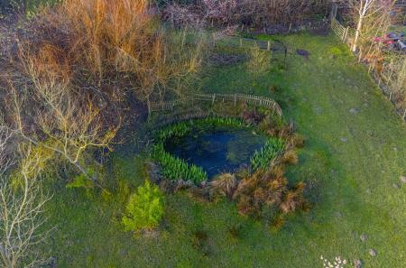 1425785-19-69b976...