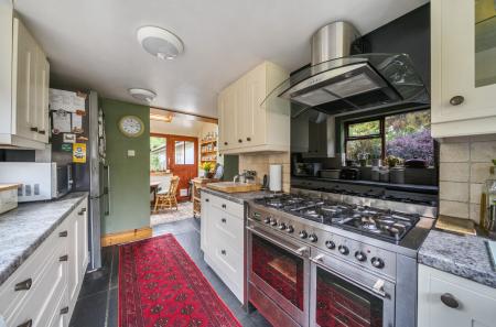 1425785-13-69b324...