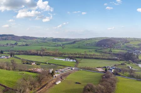 1425785-2-69b9759...