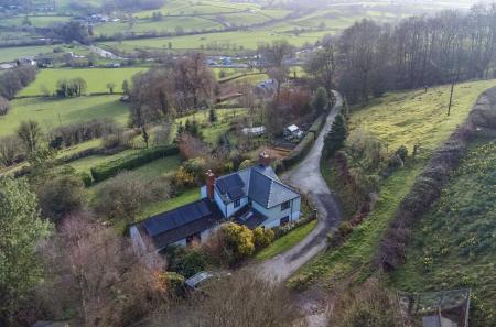 1425785-10-69b975...