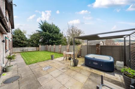 1434955-3-69cc23b...