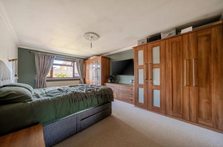 1434955-21-69cc24...