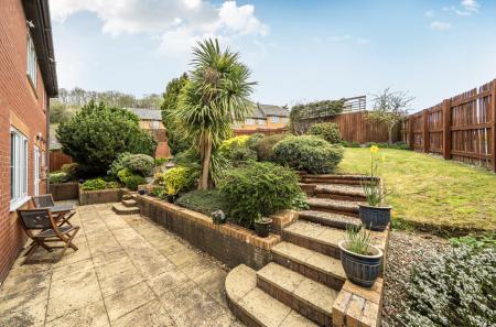 1439067-6-69d8092...