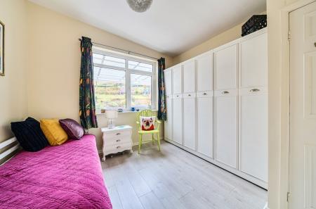 1350571-15-68c155...