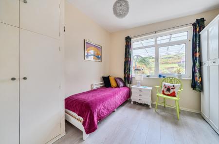 1350571-12-68c155...