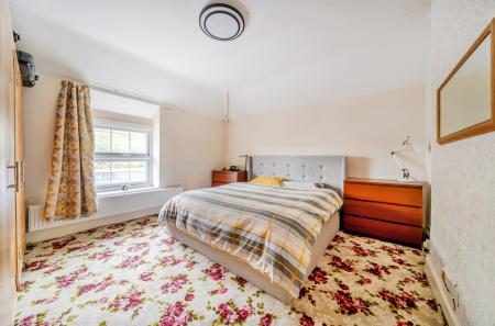 1366071-3-68f6447...