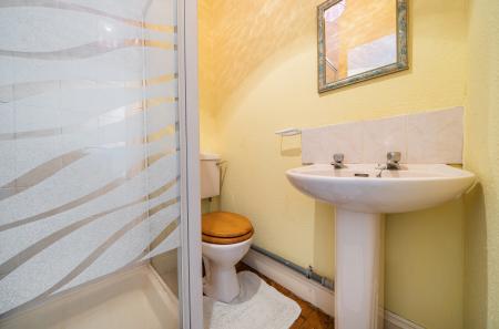 1372821-2-6902320...