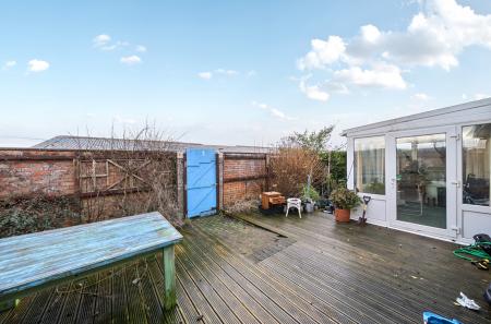 1401895-15-697259...