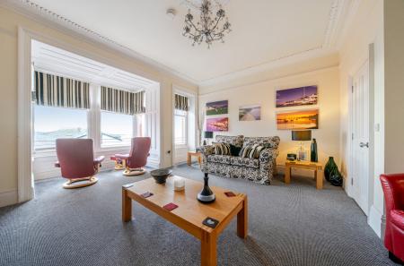 1396584-11-697259...