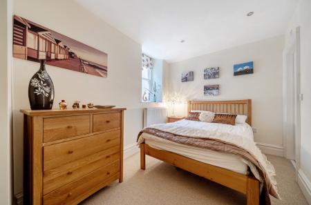 1396584-7-6972595...