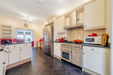 1396584-16-697259...