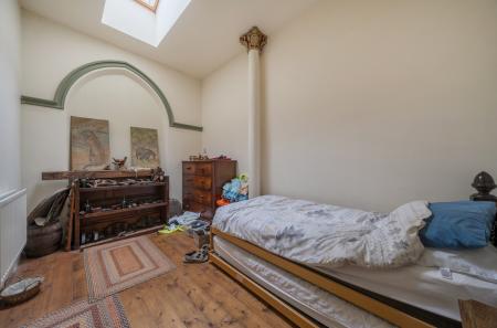 1404989-10-6994c1...