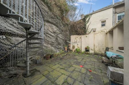 1404989-5-6994c13...