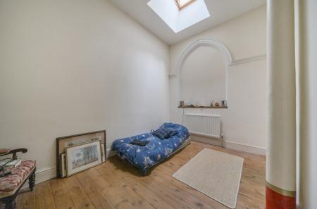 1404989-12-6994c1...