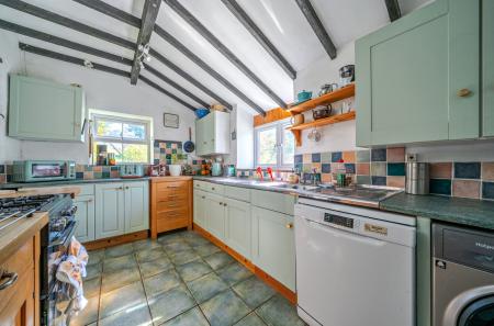 1422766-11-69b9ca...